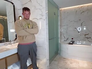 Exchanging blowjobs with a shemilf in the bathroom