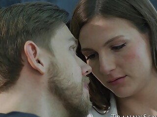 Hot babe Amanda Riley savors ANAL RAMMING from hunk Steve Ricks